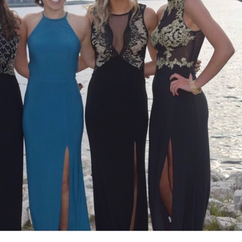 Long black prom dress